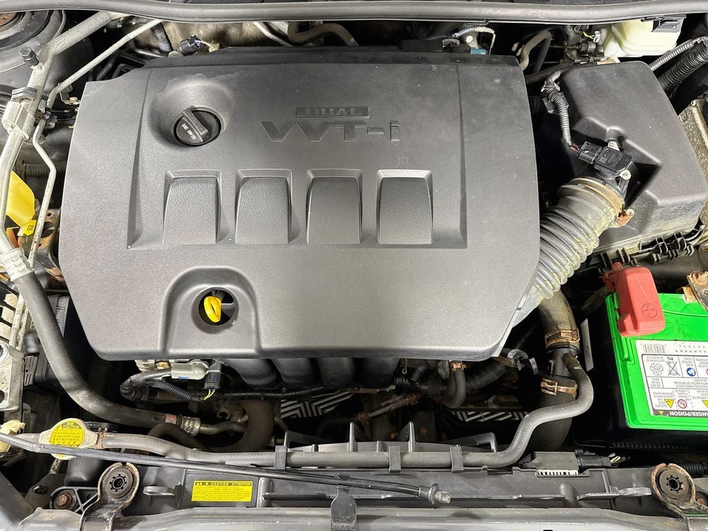 2011 Toyota Corolla S Preferred O wner's Portfolio