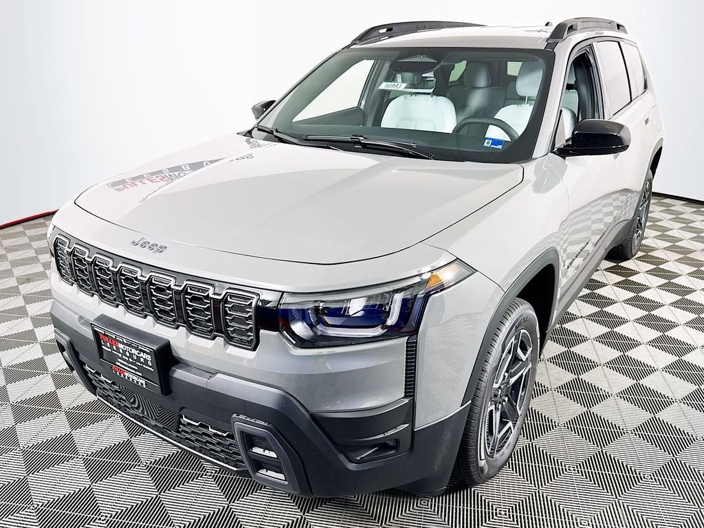 2026 Jeep Cherokee Laredo