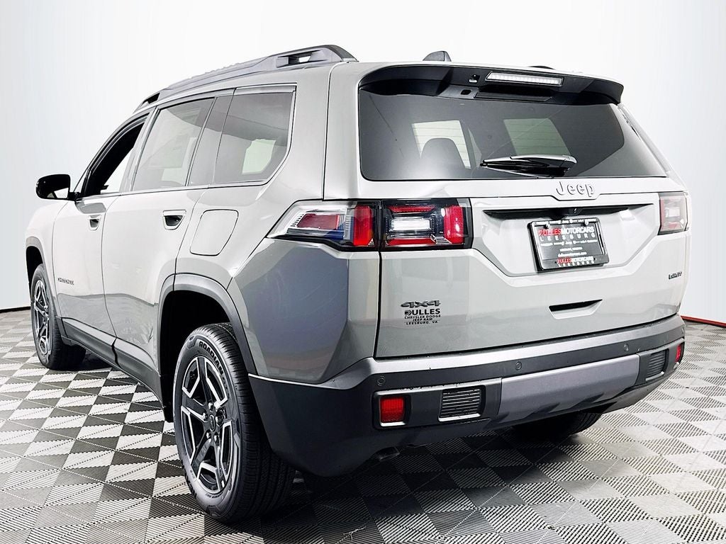 2026 Jeep Cherokee Laredo