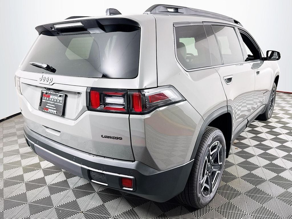 2026 Jeep Cherokee Laredo