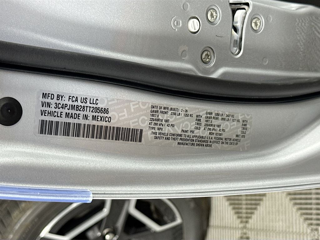 2026 Jeep Cherokee Laredo