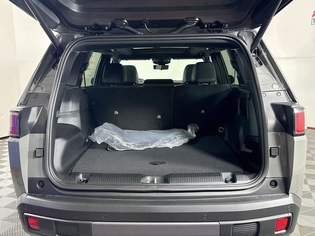 2026 Jeep Cherokee Overland
