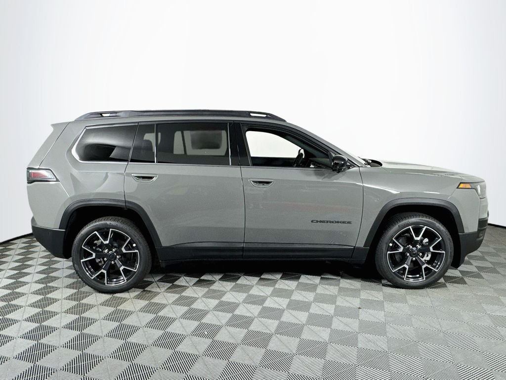 2026 Jeep Cherokee Overland