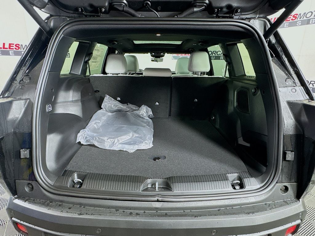 2026 Jeep Cherokee Overland