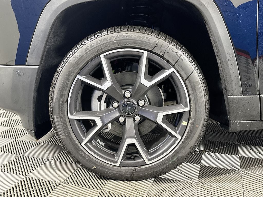 2026 Jeep Cherokee Overland