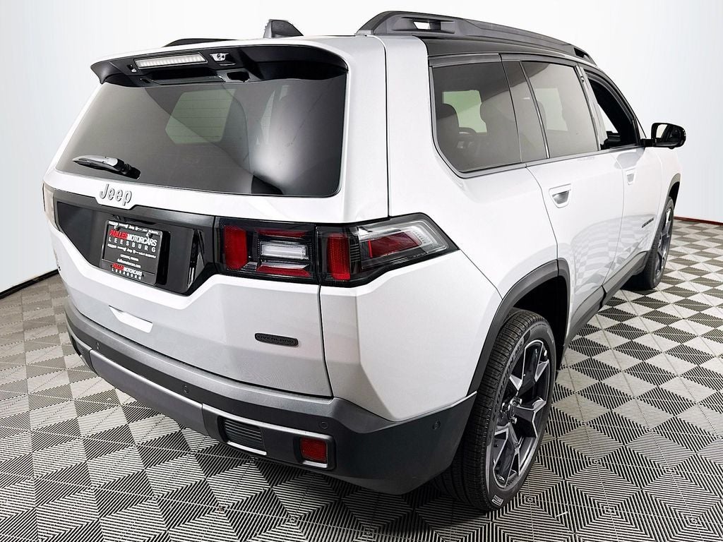 2026 Jeep Cherokee Overland