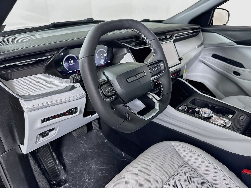 2026 Jeep Cherokee Overland