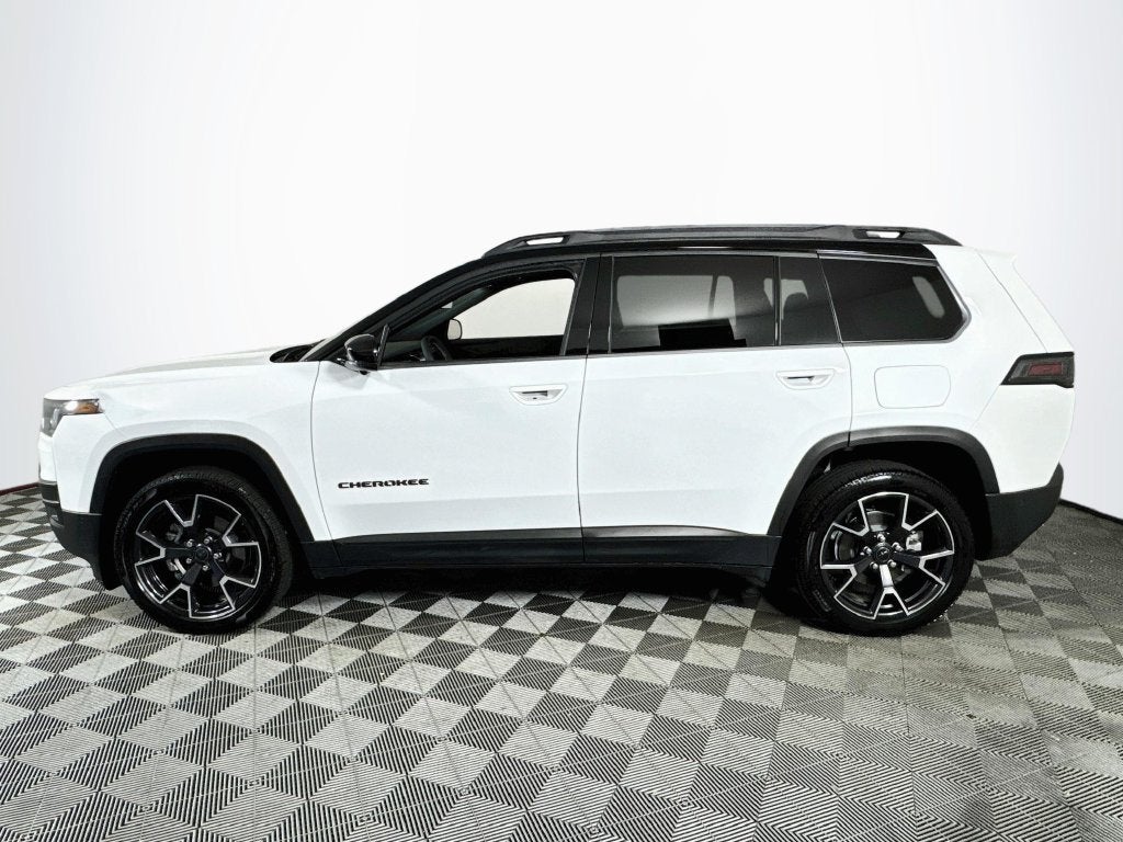 2026 Jeep Cherokee Overland