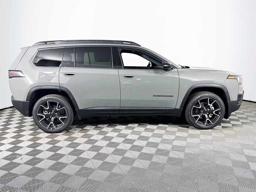2026 Jeep Cherokee Overland