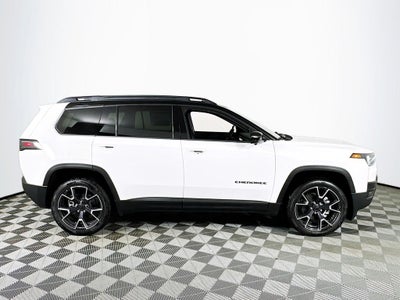 2026 Jeep Cherokee Overland