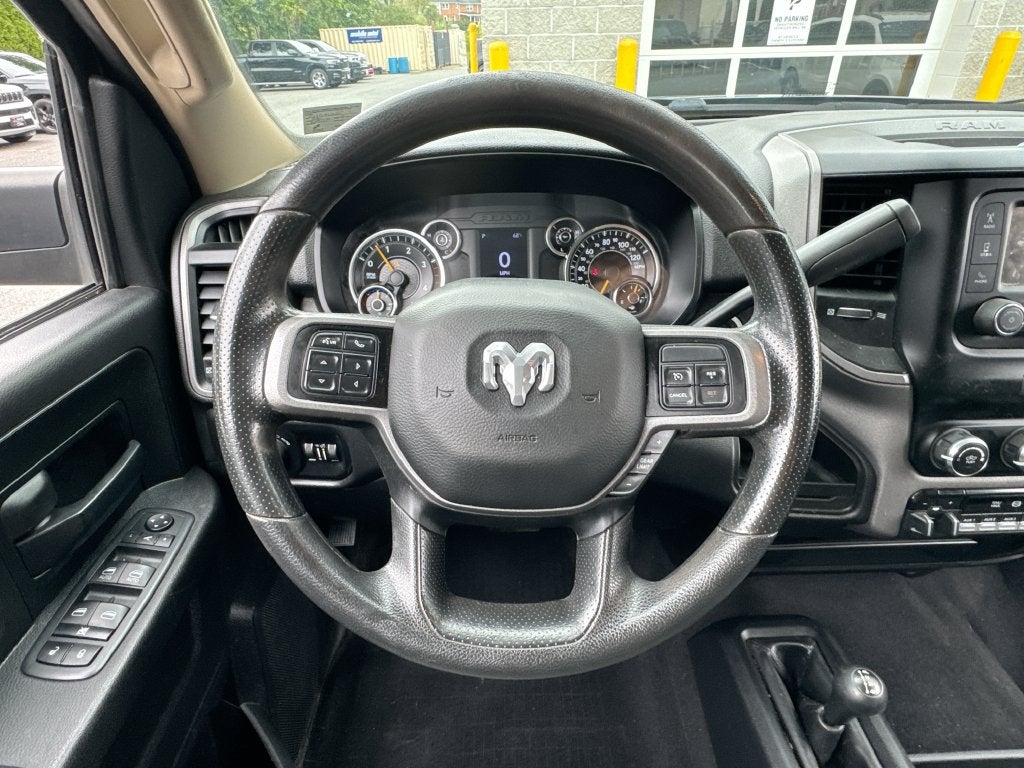 2020 RAM 3500 Tradesman Crew Cab 4X4 Long Box 6.7 L 16 Turbodisiel