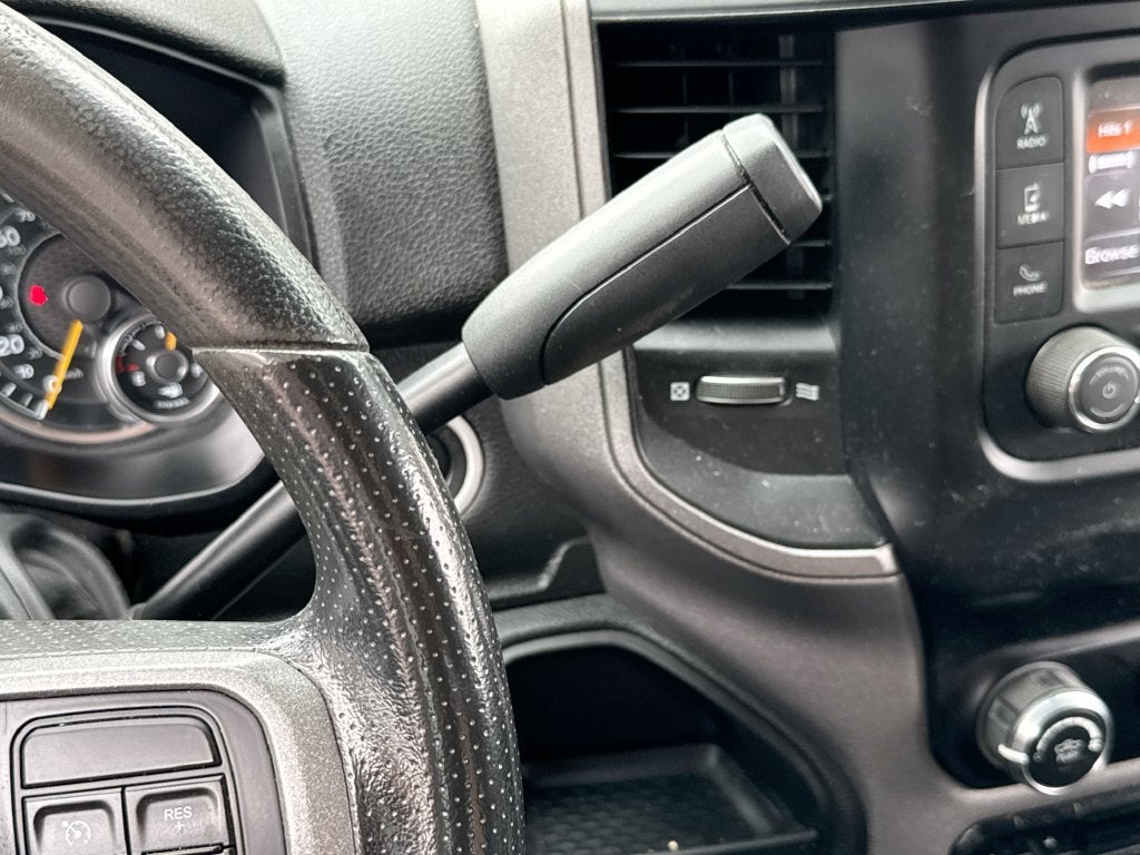 2020 RAM 3500 Tradesman Crew Cab 4X4 Long Box 6.7 L 16 Turbodisiel
