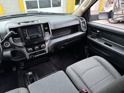 2020 RAM 3500 Tradesman Crew Cab 4X4 Long Box 6.7 L 16 Turbodisiel