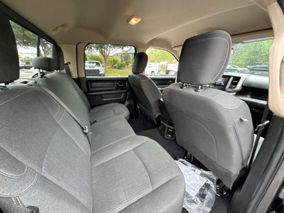 2020 RAM 3500 Tradesman Crew Cab 4X4 Long Box 6.7 L 16 Turbodisiel