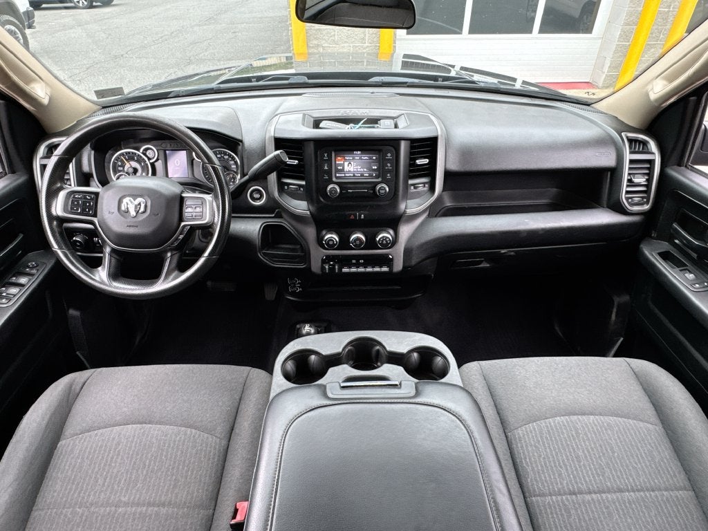 2020 RAM 3500 Tradesman Crew Cab 4X4 Long Box 6.7 L 16 Turbodisiel