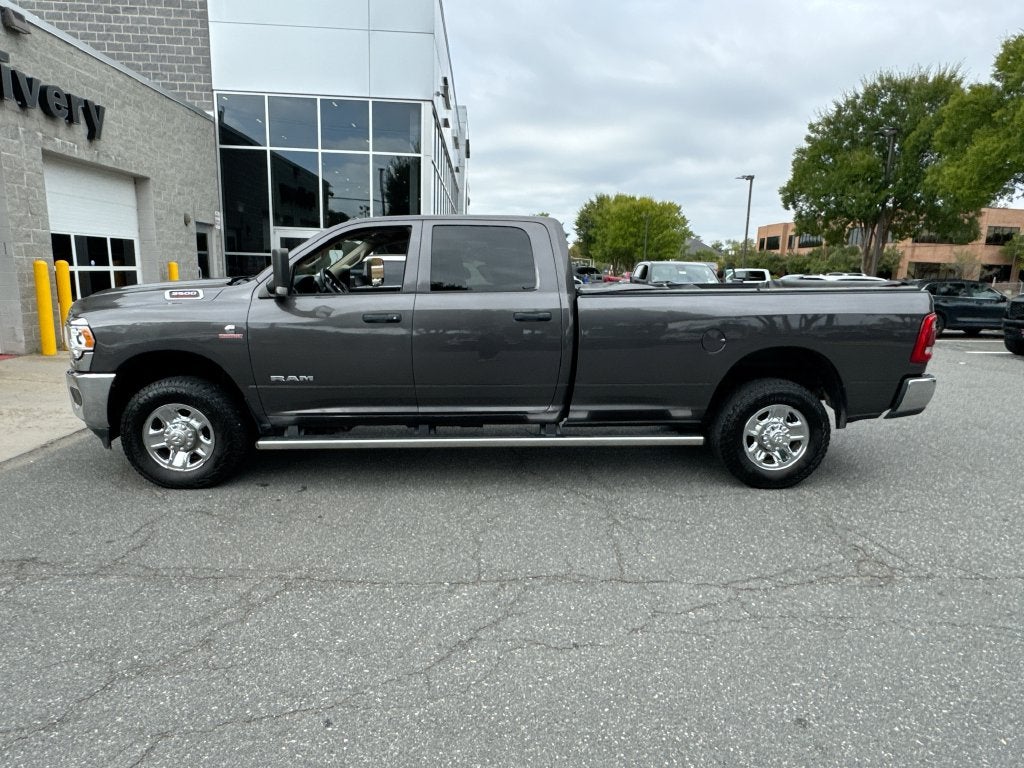 2020 RAM 3500 Tradesman Crew Cab 4X4 Long Box 6.7 L 16 Turbodisiel