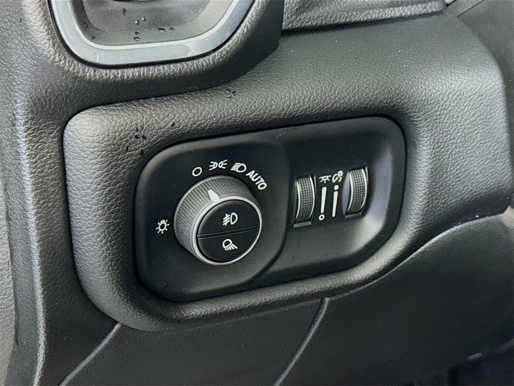 2024 RAM 2500 Laramie GUMMINS6.7L TURBO DIESEL ENGINE