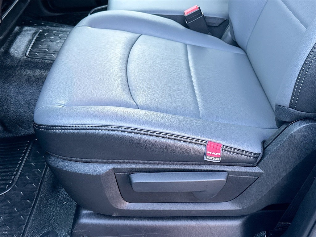 2026 RAM Ram 3500 Chassis Cab Tradesman