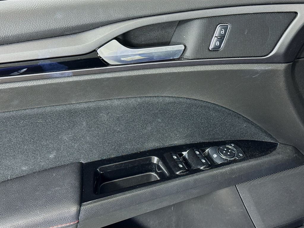 2016 Ford Fusion Hybrid SE