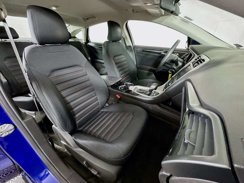 2016 Ford Fusion Hybrid SE