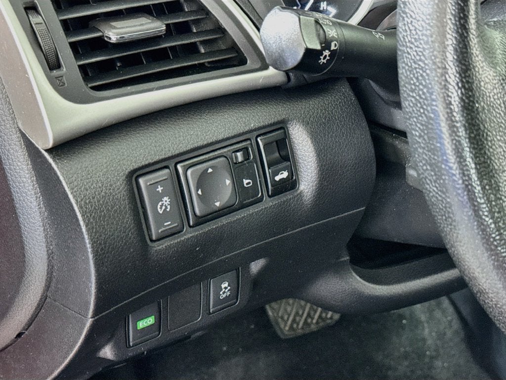 2019 Nissan Sentra SV -CVT