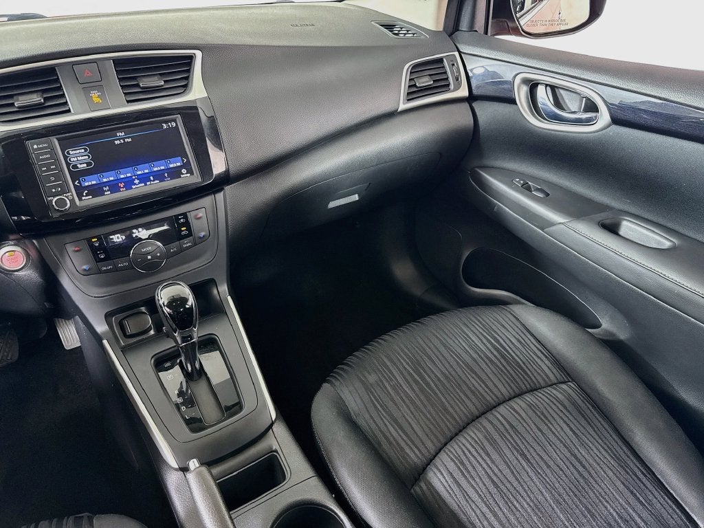 2019 Nissan Sentra SV -CVT