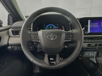 2025 Toyota Camry SE Convenience-Cold Weather Package