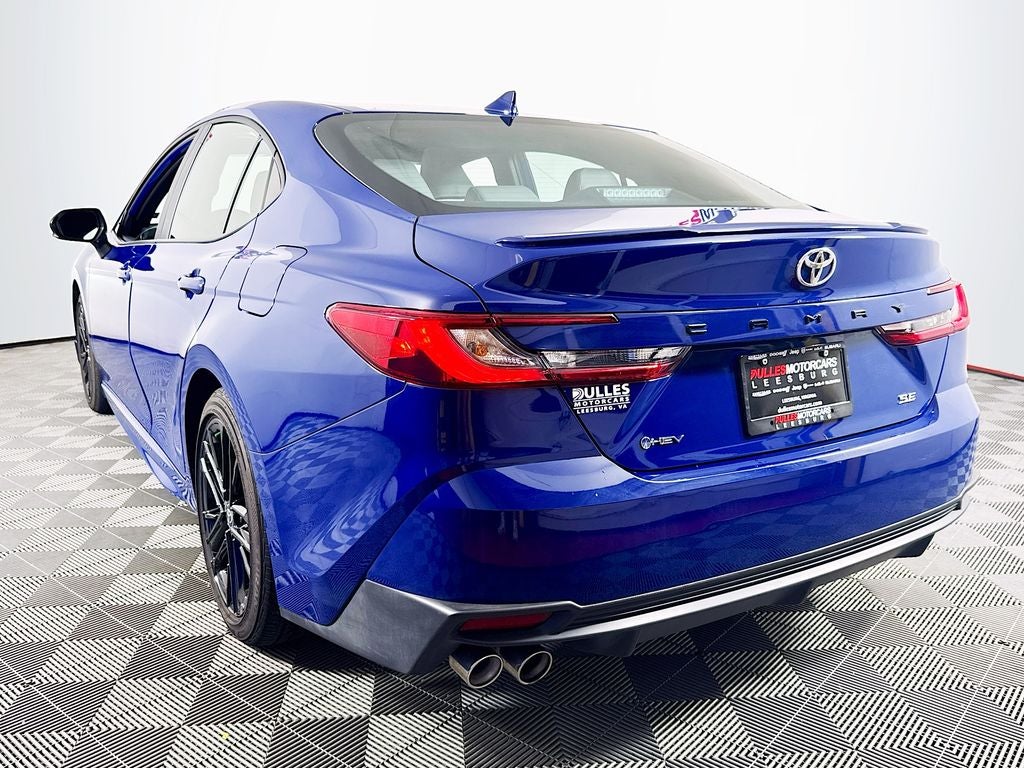 2025 Toyota Camry SE Convenience-Cold Weather Package