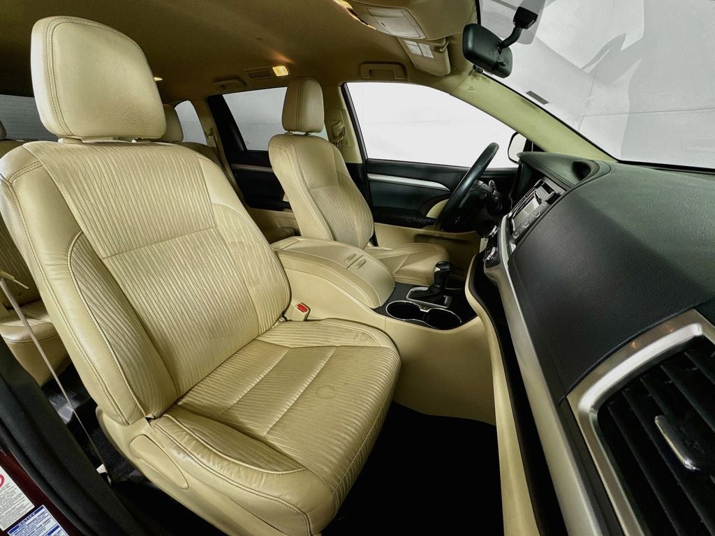 2015 Toyota Highlander LE Plus V6 AWD