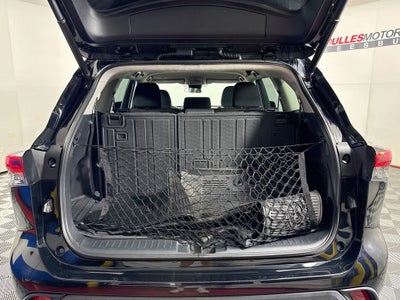 2021 Toyota Highlander LE