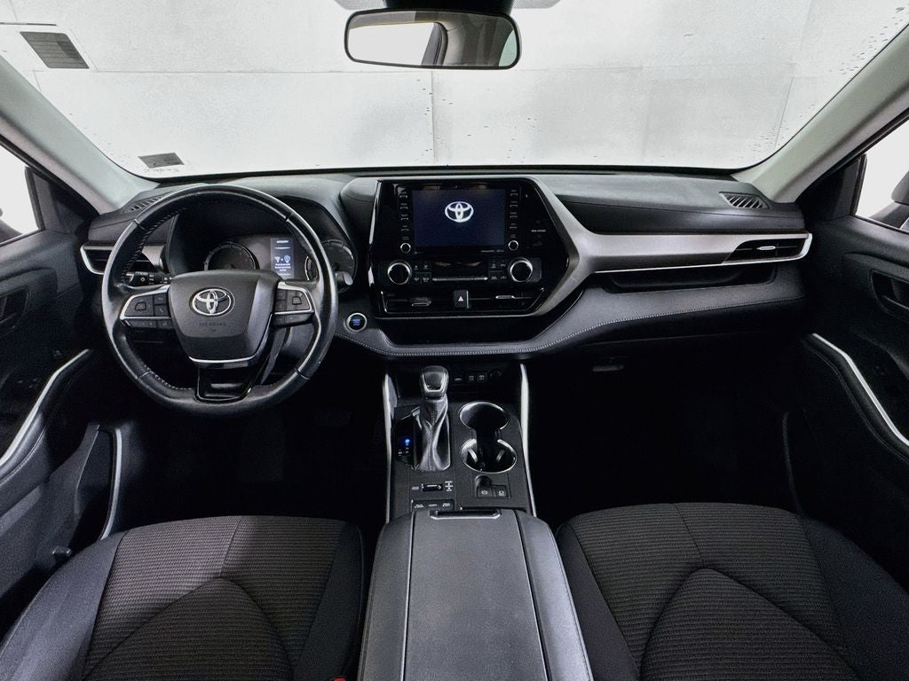 2021 Toyota Highlander LE