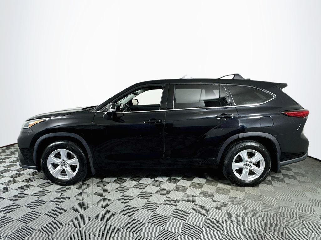 2021 Toyota Highlander LE