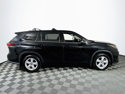 2021 Toyota Highlander LE