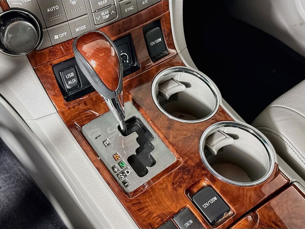 2013 Toyota Highlander Limited Preferred Owner's Portfolio