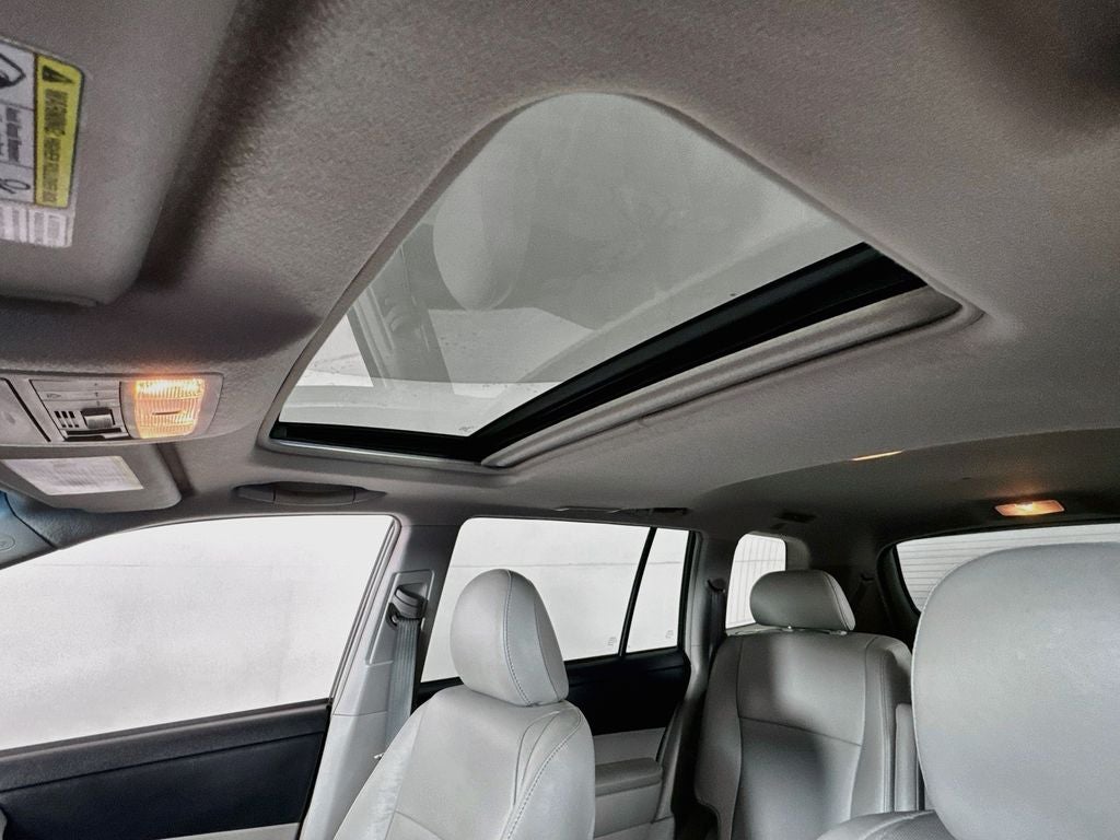 2013 Toyota Highlander Limited Preferred Owner's Portfolio