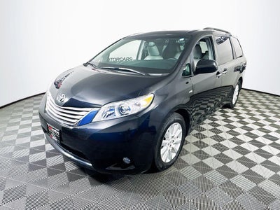 2017 Toyota Sienna XLE Premium 7 Passenger