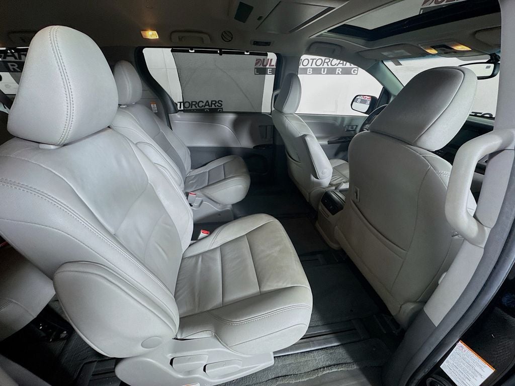 2017 Toyota Sienna XLE Premium 7 Passenger