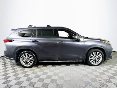 2023 Toyota Highlander Platinum