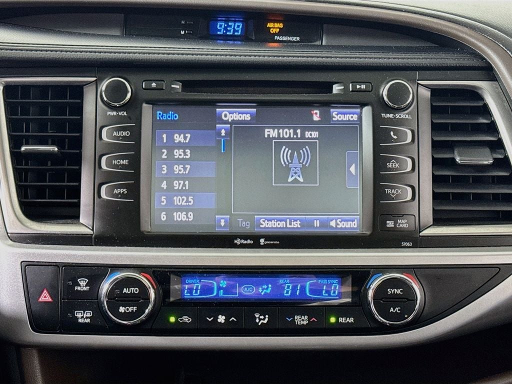 2015 Toyota Highlander XLE V6 AWD Preferred Owner's Portfolio