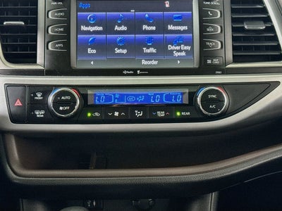 2015 Toyota Highlander XLE V6 AWD Preferred Owner's Portfolio