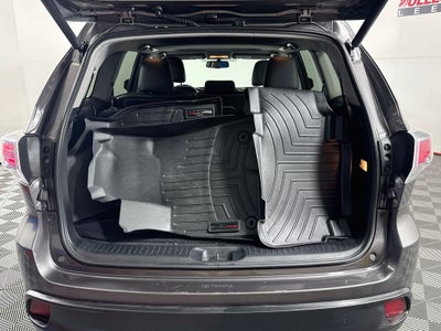 2015 Toyota Highlander XLE V6 AWD Preferred Owner's Portfolio