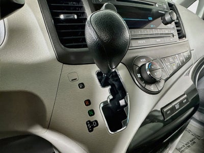 2014 Toyota Sienna LE 8 Passenger