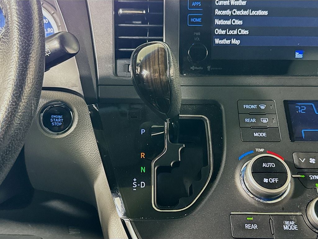 2015 Toyota Sienna XLE Premium 8 Passenger