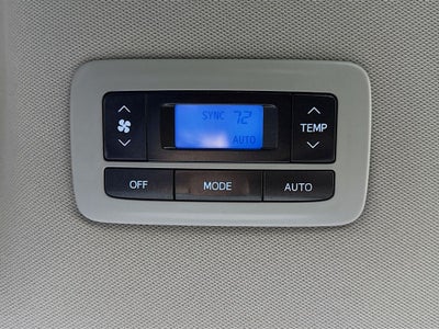2015 Toyota Sienna XLE Premium 8 Passenger