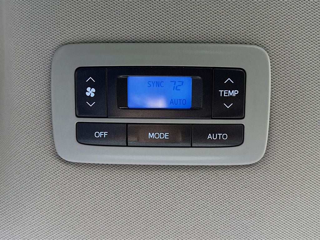 2015 Toyota Sienna XLE Premium 8 Passenger