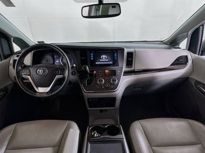 2015 Toyota Sienna XLE Premium 8 Passenger