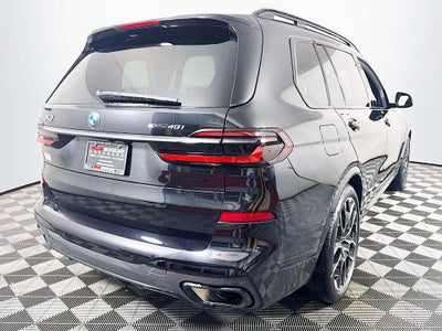 2024 BMW X7 xDrive40i