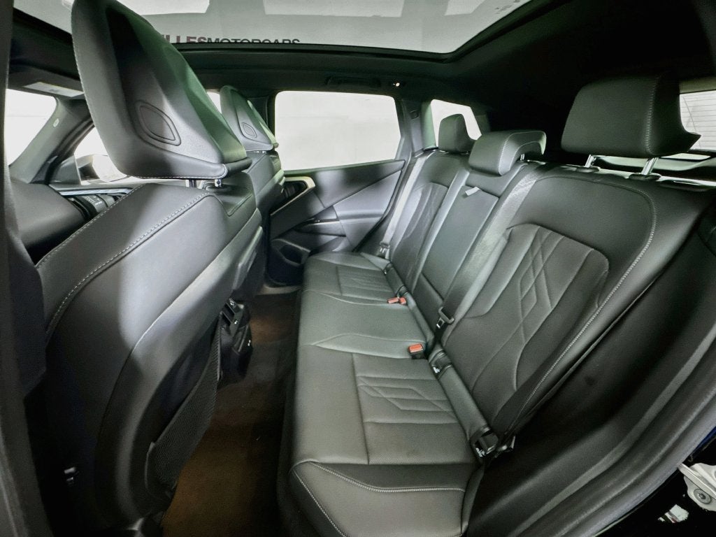 2025 BMW X3 30 xDrive Premium Package