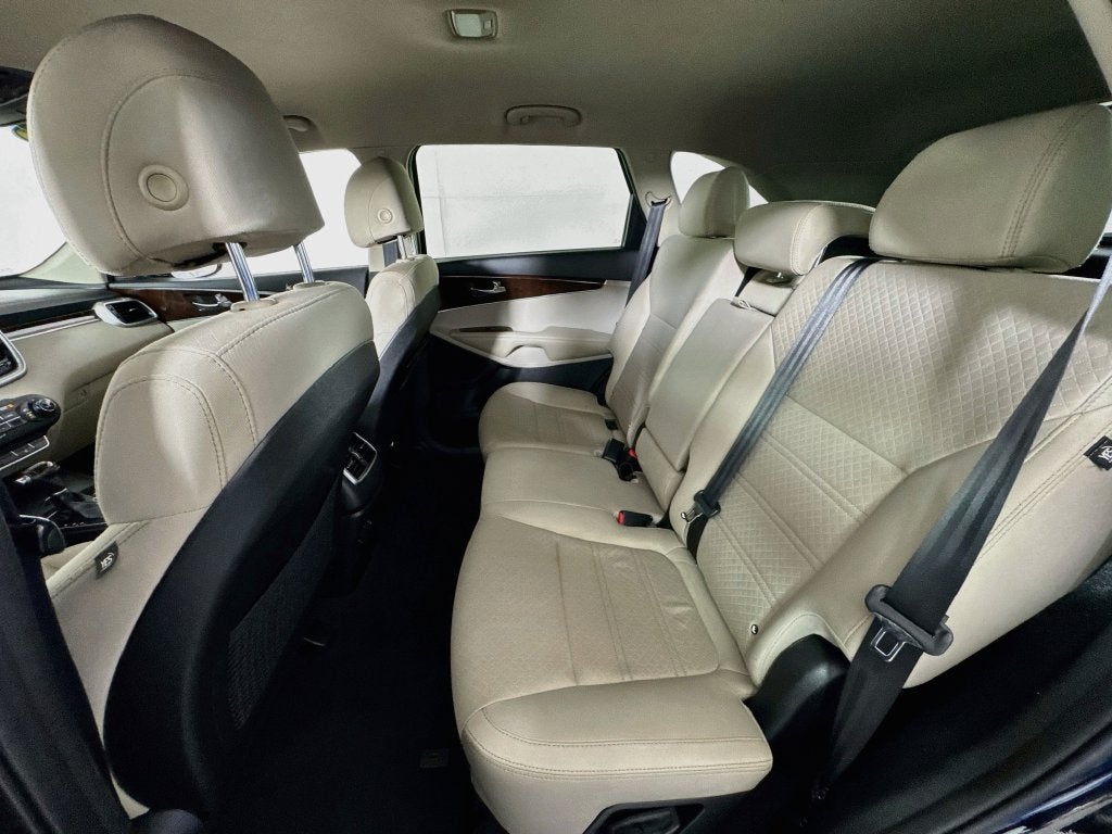 2017 Kia Sorento LX