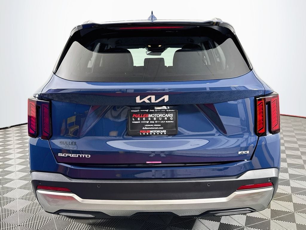 2025 Kia Sorento S